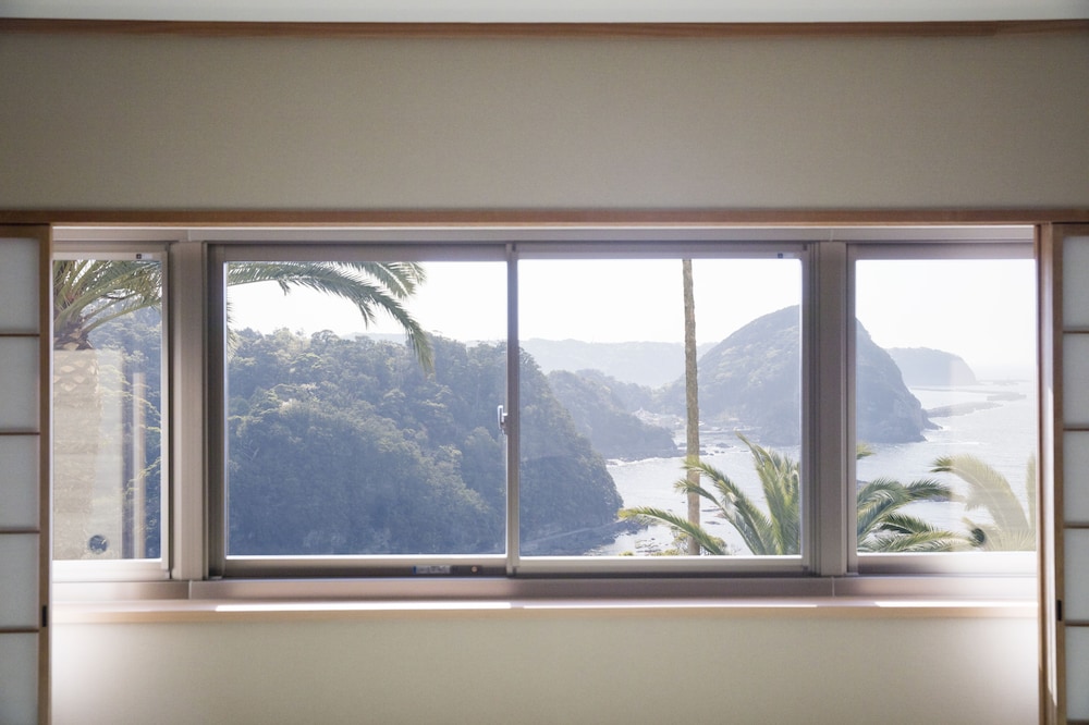 オーシャンビュー スタンダードツインルーム 禁煙 部屋からの景観0 | 下田東急ホテル