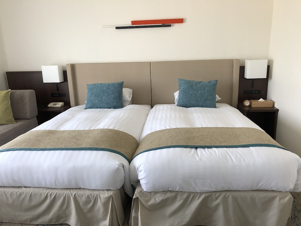 オーシャンビュー スーペリアツインルーム 禁煙 客室4 | 下田東急ホテル