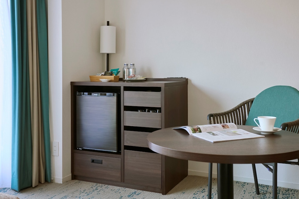 スーペリアツインルーム (バルコニー付) 禁煙 客室3 | 下田東急ホテル