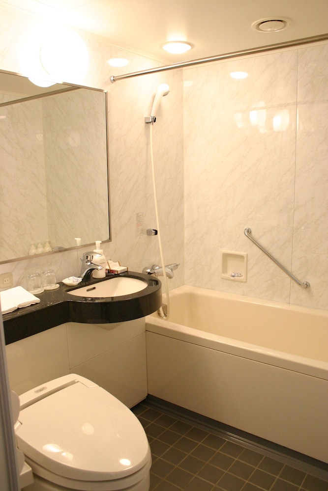 【本館】セミダブルルーム 禁煙 バスルーム0 | ホテル日航つくば