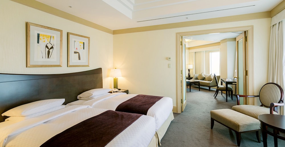 クラウン スイート 禁煙 (58㎡) | JR ホテルクレメント高松