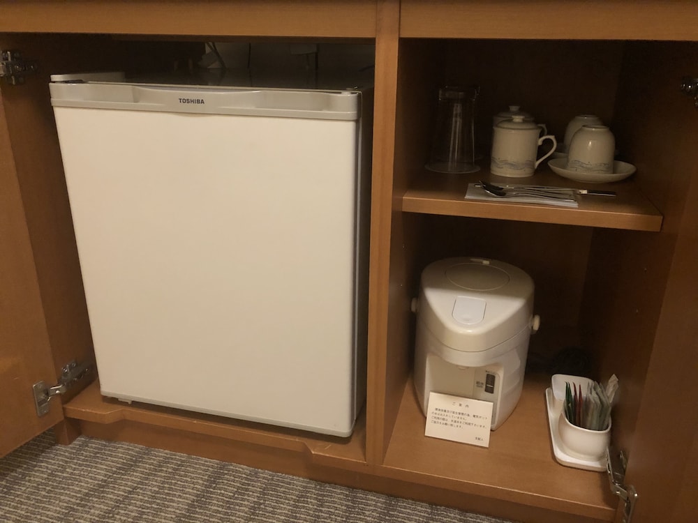 スタンダード ツイン ルーム(禁煙、高層階) 客室の設備とサービス9 | JR ホテルクレメント高松