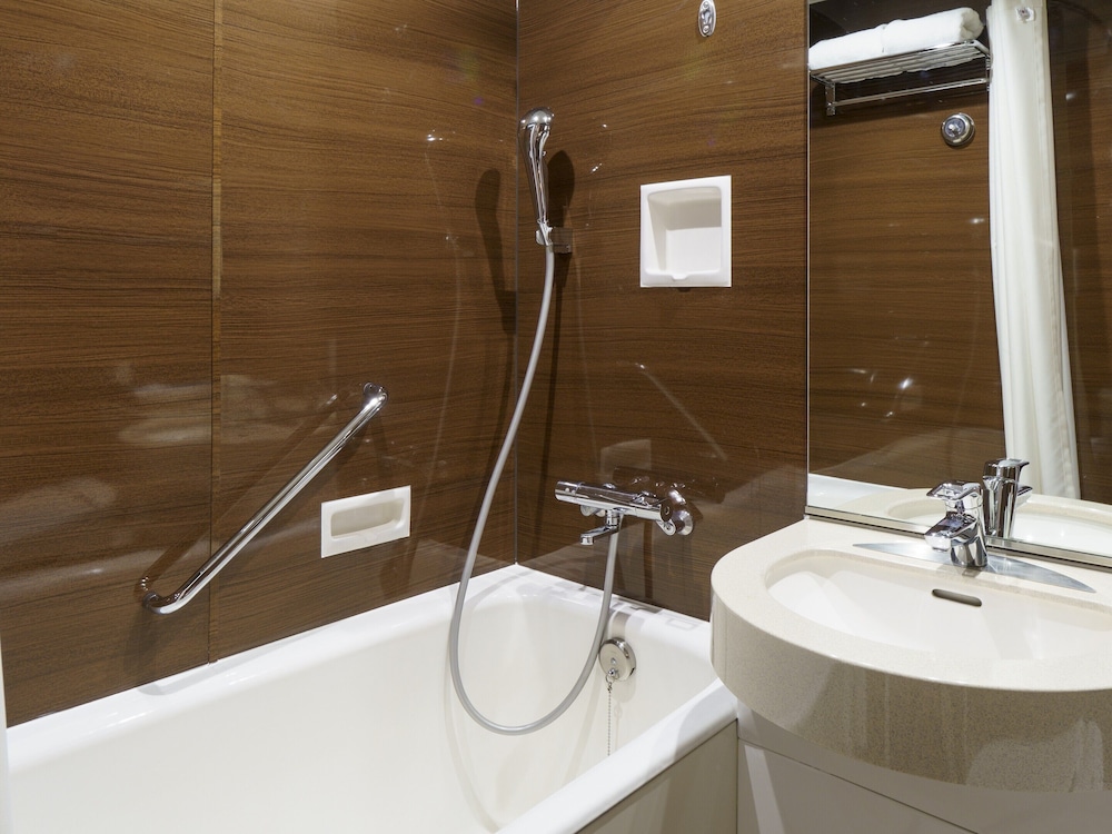 コンパクト ツイン ルーム 禁煙 (23.8㎡) バスルーム0 | JR ホテルクレメント高松