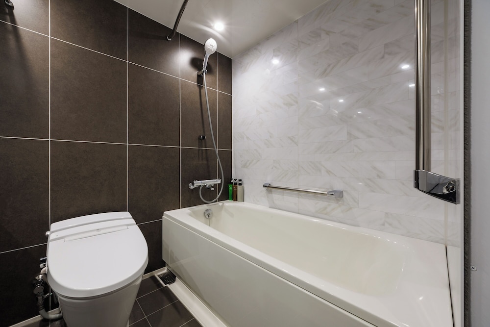 エドモントスタンダード 禁煙 バスルーム2 | ホテルメトロポリタンエドモント