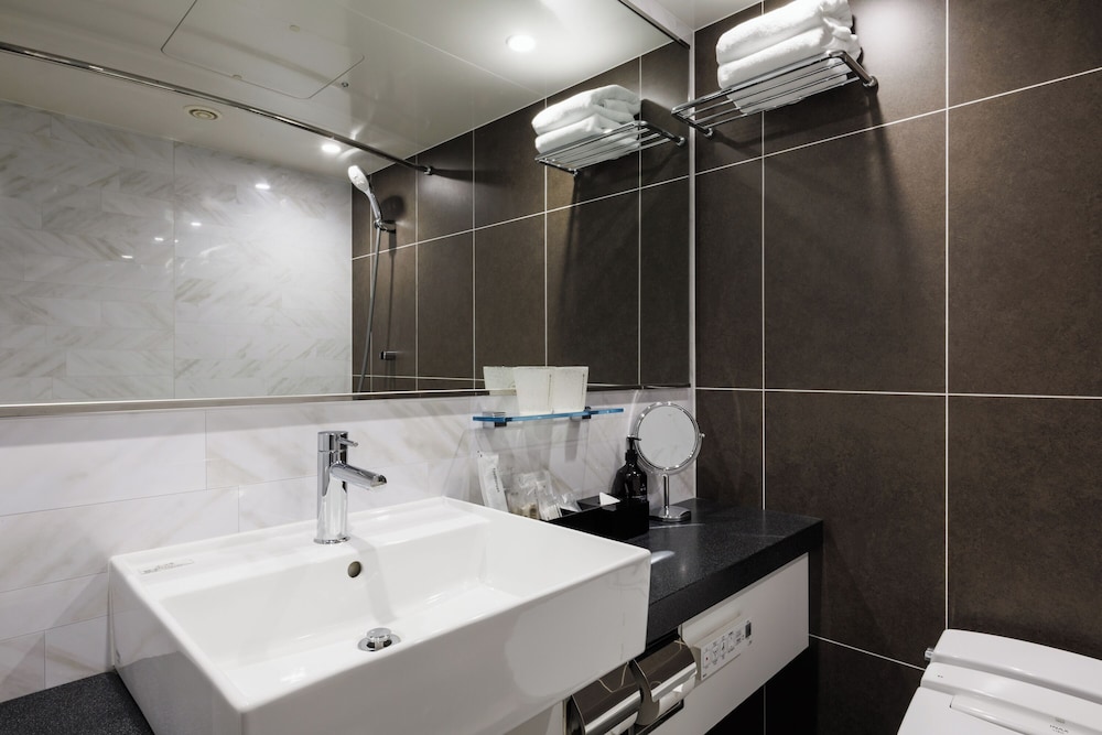 エドモントスタンダード 禁煙 バスルーム1 | ホテルメトロポリタンエドモント