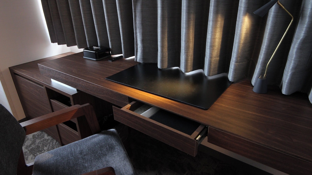 スタンダード ルーム ダブルベッド 1 台 禁煙 (High Floor) 客室の設備とサービス8 | ANAホリデイ・イン仙台 by IHG