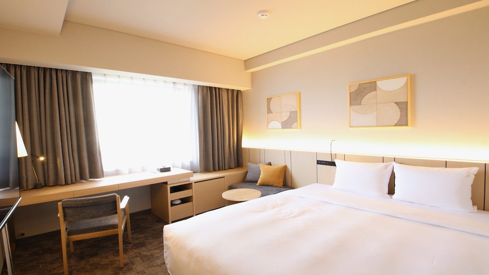 スタンダード ルーム キングベッド 1 台 禁煙 客室1 | ANAホリデイ・イン仙台 by IHG