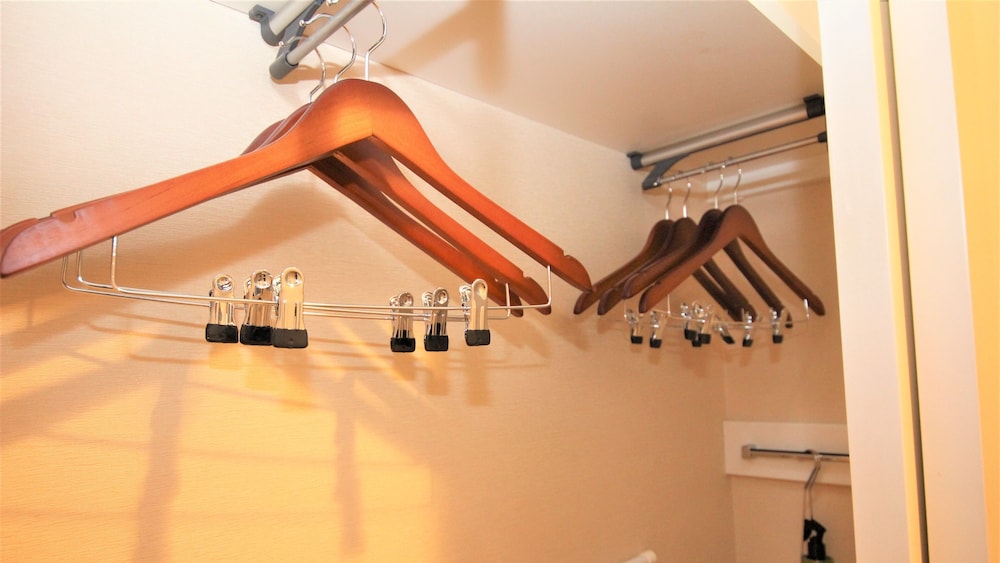 スタンダード ルーム ダブルベッド 1 台 禁煙 コーナー ワードローブ0 | ANAホリデイ・イン仙台 by IHG