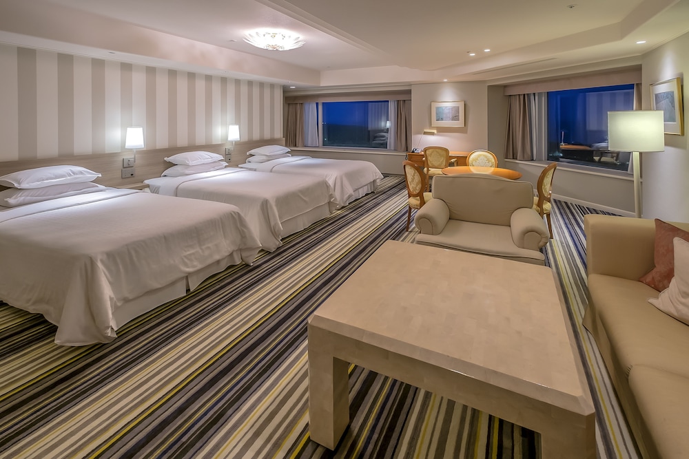 クイーンズファミリー 禁煙 リビングルーム0 | フェニックス・シーガイア・オーシャン・タワー