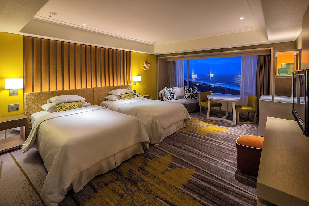 クラブツイン・グランド 禁煙|クラブフロア特典付 客室1 | フェニックス・シーガイア・オーシャン・タワー