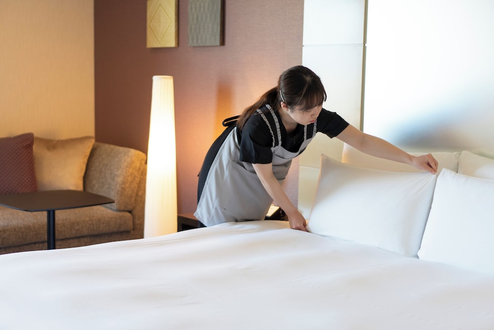 スタンダード ダブルルーム 喫煙可 (18 sqm) 客室3 | ホテルアソシア豊橋