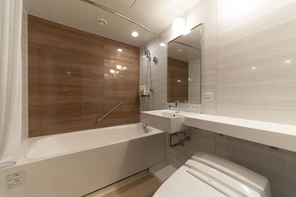 スタンダード ツインルーム 喫煙可 (21-22 sqm) バスルーム0 | ホテルアソシア豊橋