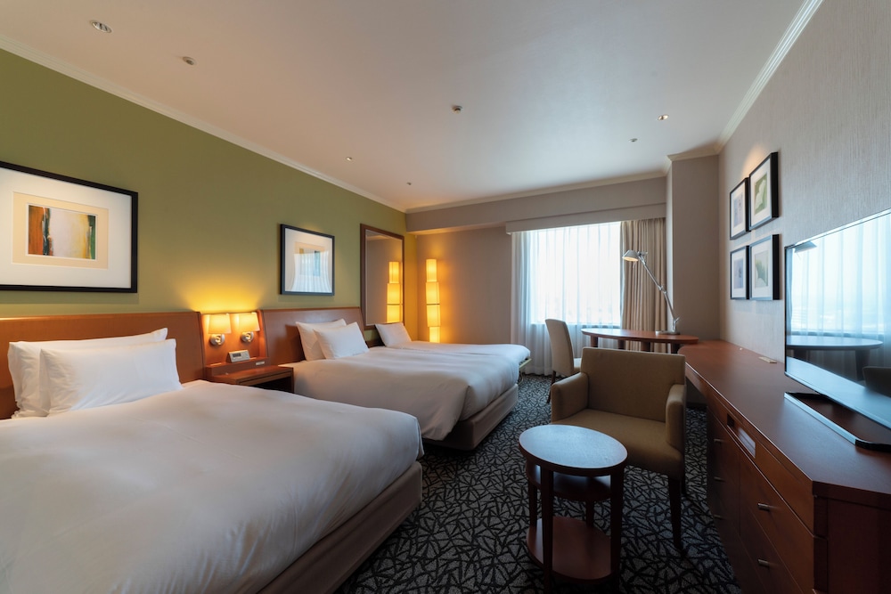 スーペリア トリプルルーム 喫煙可 (28-30 sqm) | ホテルアソシア豊橋