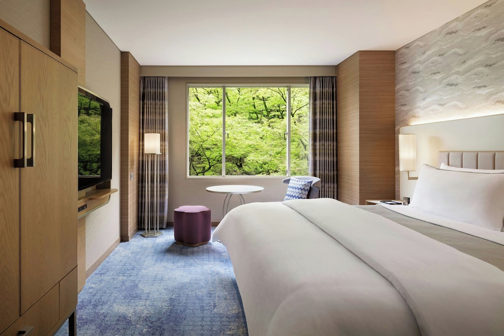 デラックス ルーム キングベッド 1 台 禁煙 客室5 | ウェスティン都ホテル京都