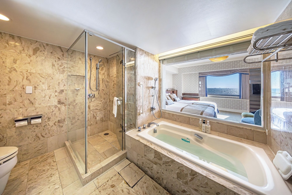 ジュニア スイート 禁煙 5歳以下のお子様は,大人1名に付き1名まで添い寝無料 バスルーム0 | ホテルオークラ東京ベイ