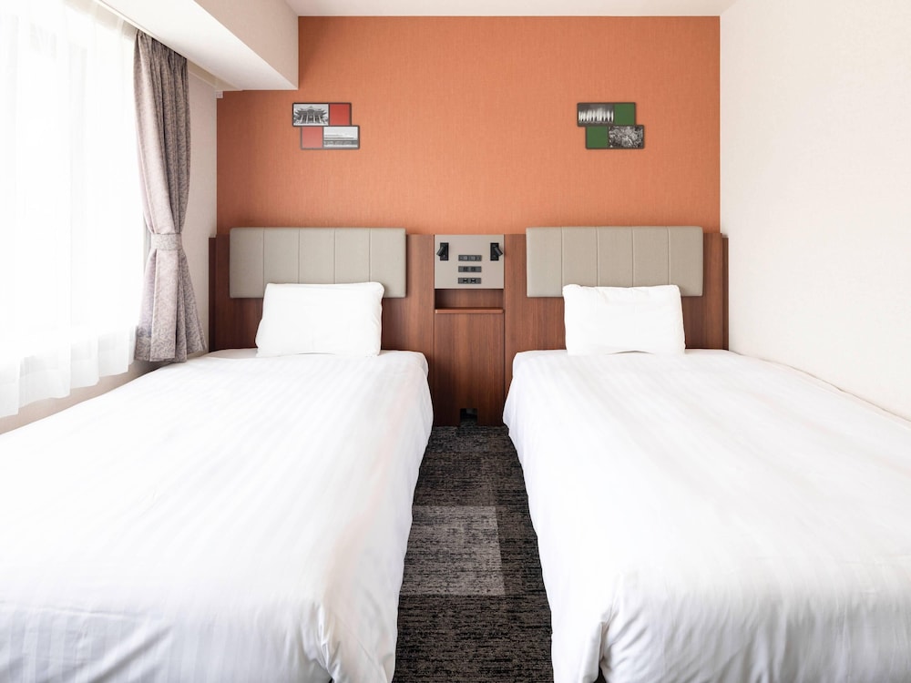 ルーム シングルベッド 2 台 禁煙 客室3 | コンフォートホテル豊川