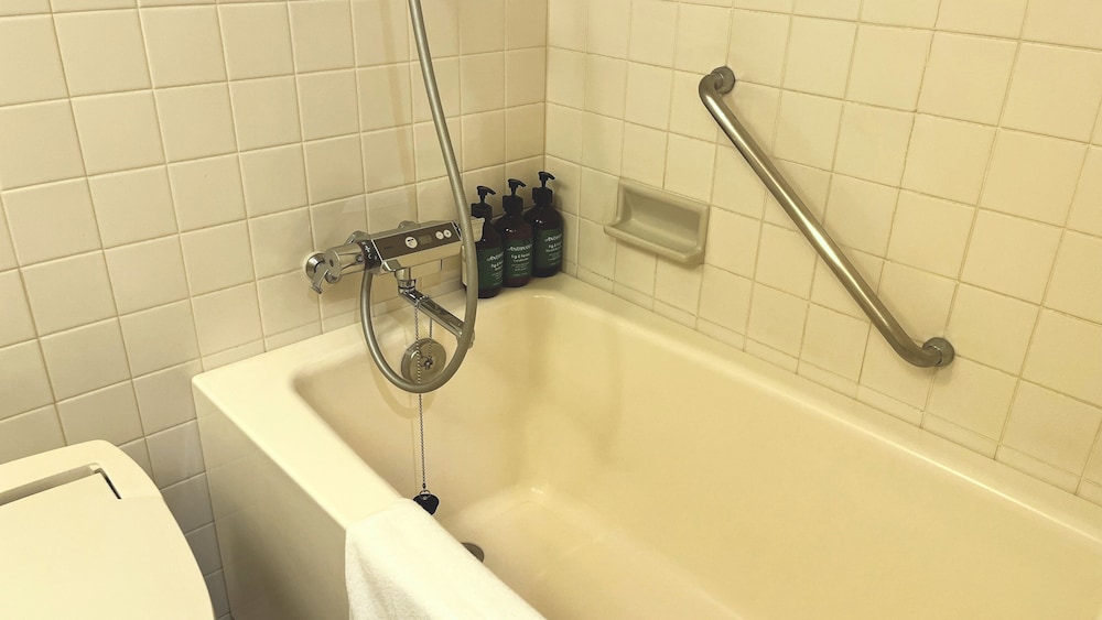 スタンダード ルーム シングルベッド 2 台 オーシャンビュー バスルーム0 | ANAクラウンプラザホテル釧路 by IHG