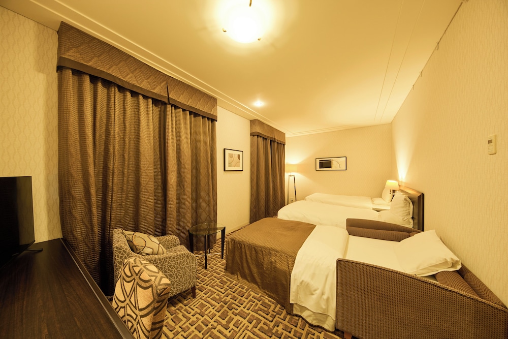 [禁煙]スーペリア ツインルーム | オークラ千葉ホテル