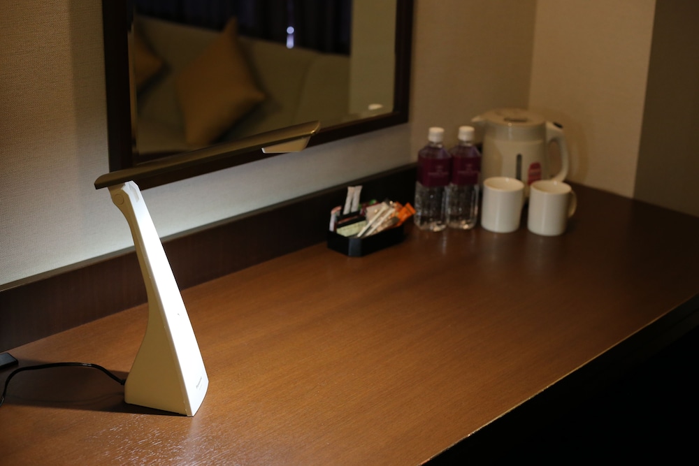 スタンダード ルーム ダブルベッド 1 台 客室の設備とサービス11 | ANAクラウンプラザホテル米子 by IHG