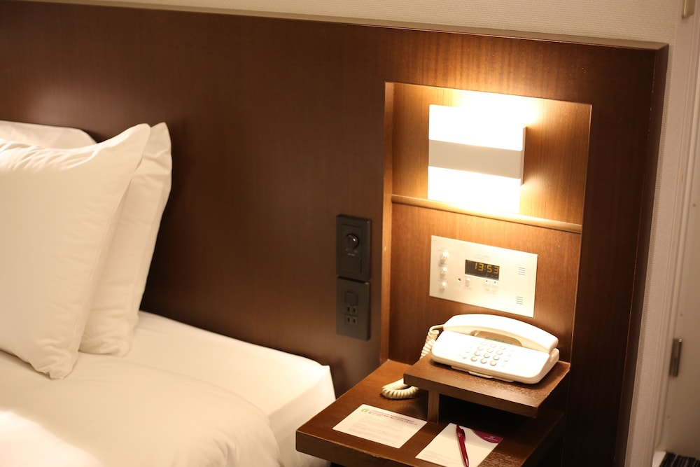 スタンダード ルーム ダブルベッド 1 台 客室4 | ANAクラウンプラザホテル米子 by IHG