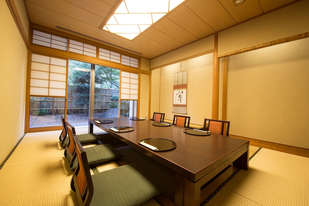 レストラン1 | ANAクラウンプラザホテル米子 by IHG