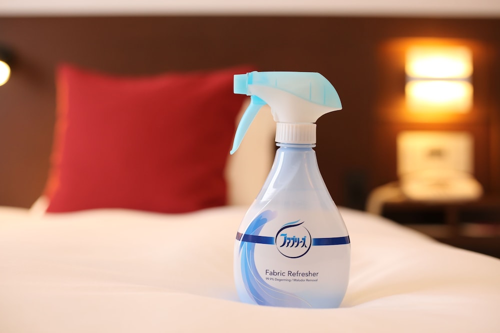 スタンダード ルーム ダブルベッド 1 台 客室の設備とサービス12 | ANAクラウンプラザホテル米子 by IHG