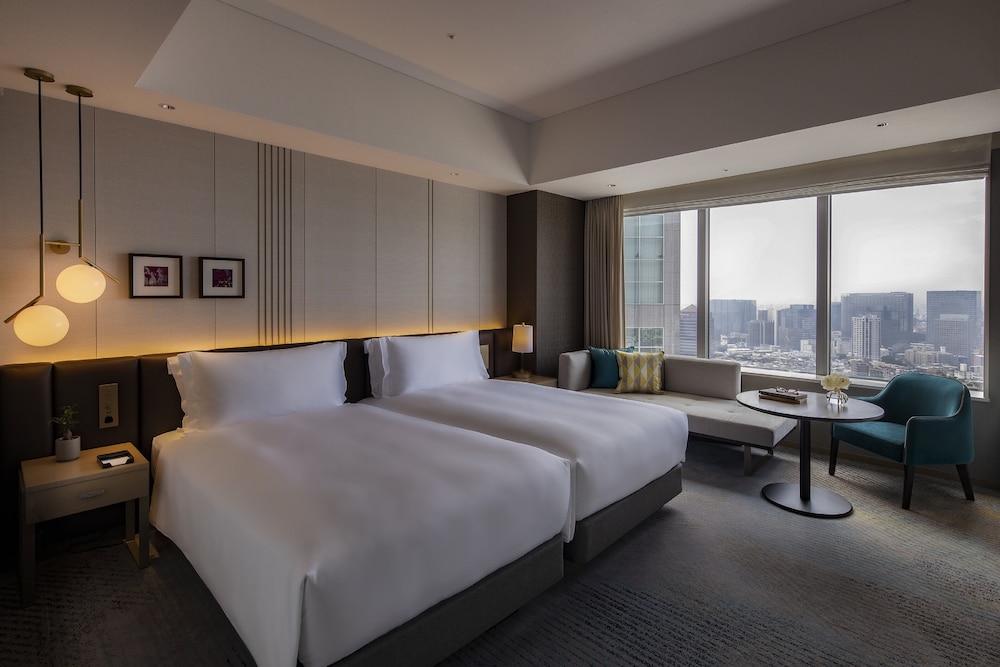 プレミアム ルーム シングルベッド 2 台 | ストリングスホテル東京インターコンチネンタル by IHG