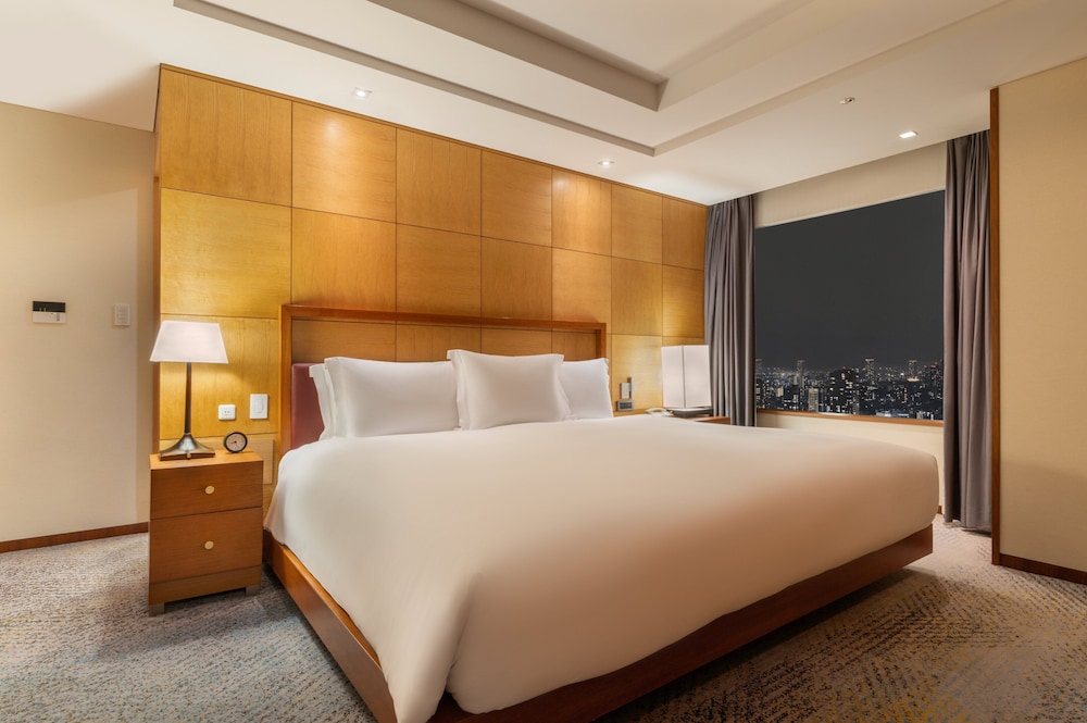 スイート 1 ベッドルーム 客室11 | ストリングスホテル東京インターコンチネンタル by IHG