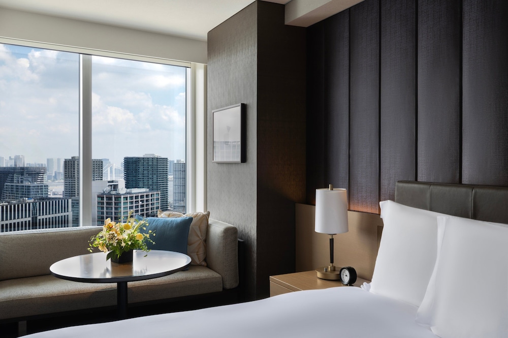プレミアム ルーム キングベッド 1 台 クラブラウンジ利用可 (Luxury Bath, View) | ストリングスホテル東京インターコンチネンタル by IHG