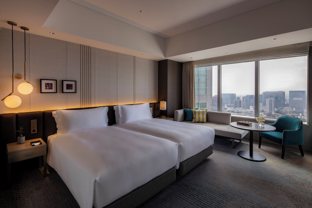 プレミアム ルーム シングルベッド 2 台 | ストリングスホテル東京インターコンチネンタル by IHG