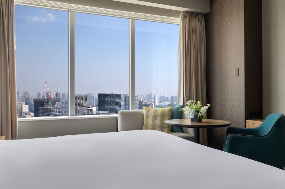 プレミアム ルーム キングベッド 1 台 客室4 | ストリングスホテル東京インターコンチネンタル by IHG