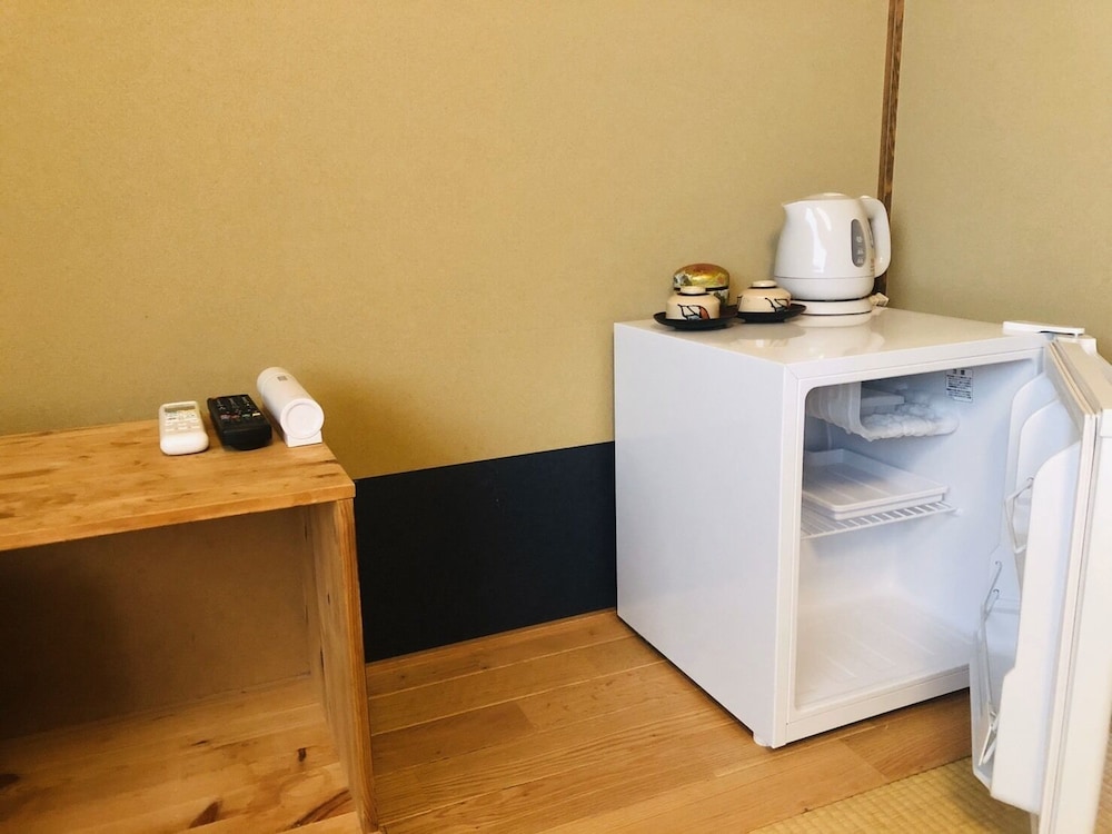 トリプルルーム　専用バスルーム（2,3名）禁煙 客室の設備とサービス0 | ロマン館