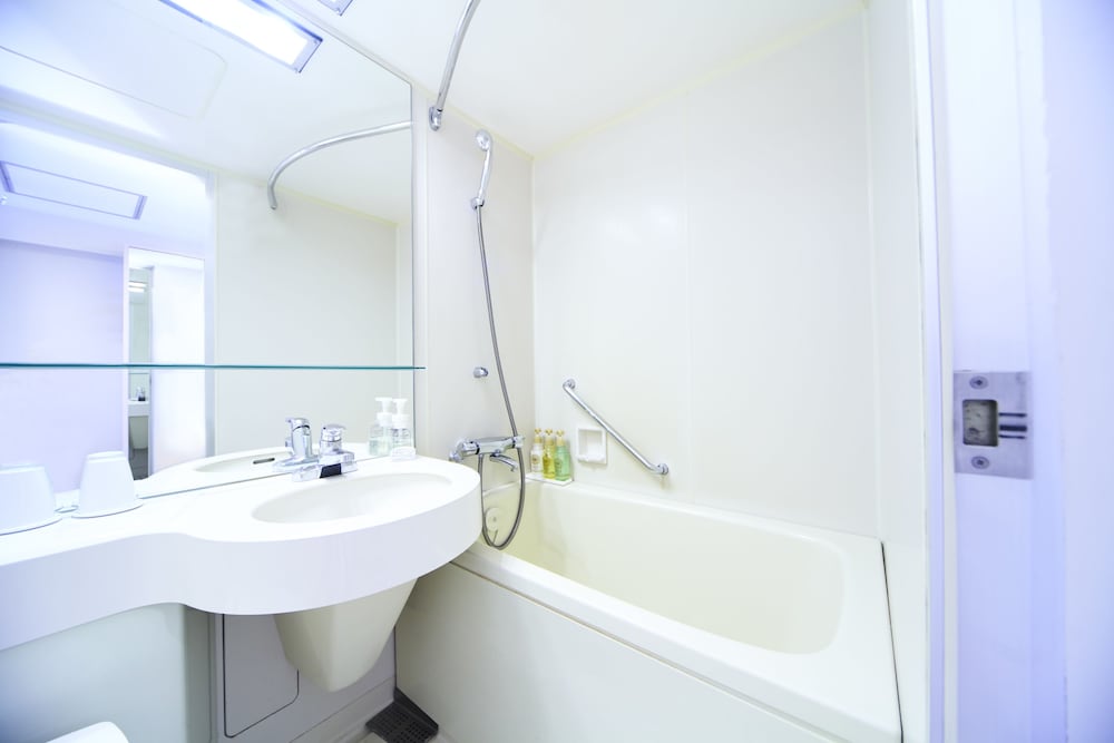 スモールダブルルーム 喫煙 (10㎡) 客室2 | Tマークシティホテル札幌