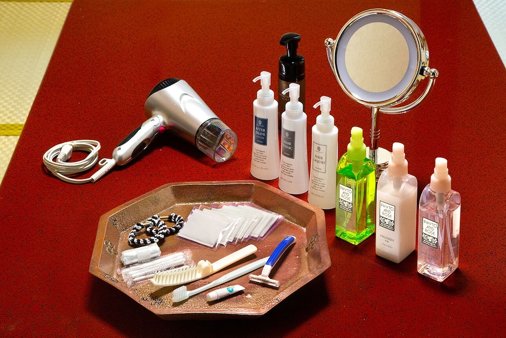 和室10畳 フレンチ懐石 客室の設備とサービス0 | 吉祥 CAREN