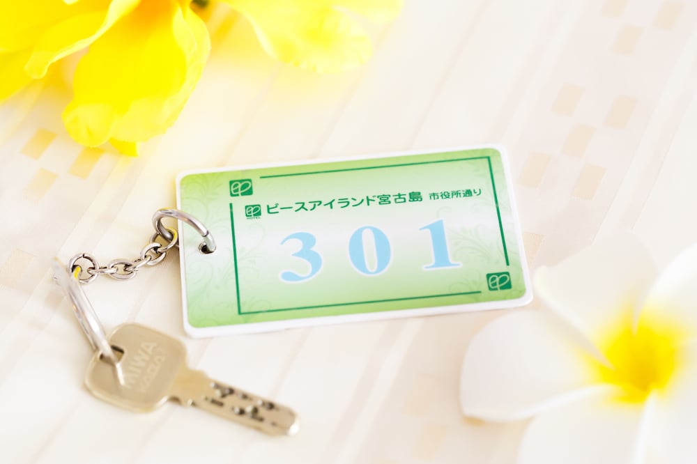 ツインルーム 禁煙 客室4 | ピース アイランド宮古島市役所通り