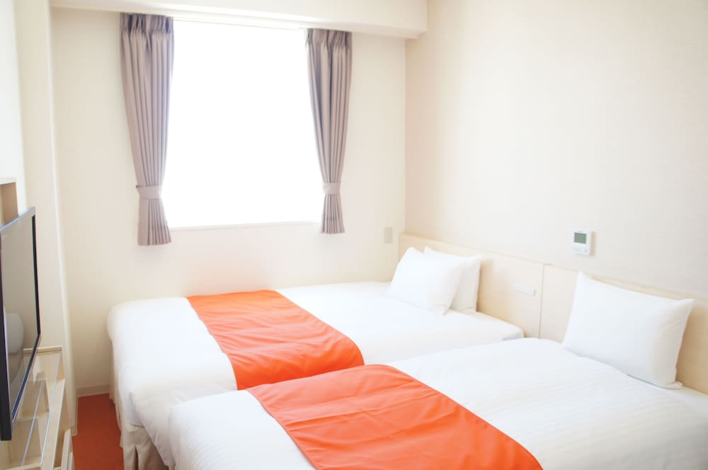 ファミリー ダブルルーム 禁煙 (1 double and 1 extra bed) 客室1 | ホテルアベスト那覇国際通り