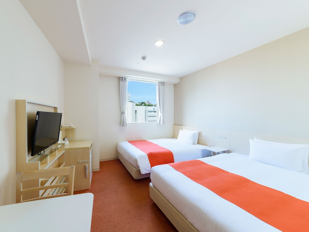 ファミリー ダブルルーム 禁煙 (1 double and 1 extra bed) | ホテルアベスト那覇国際通り