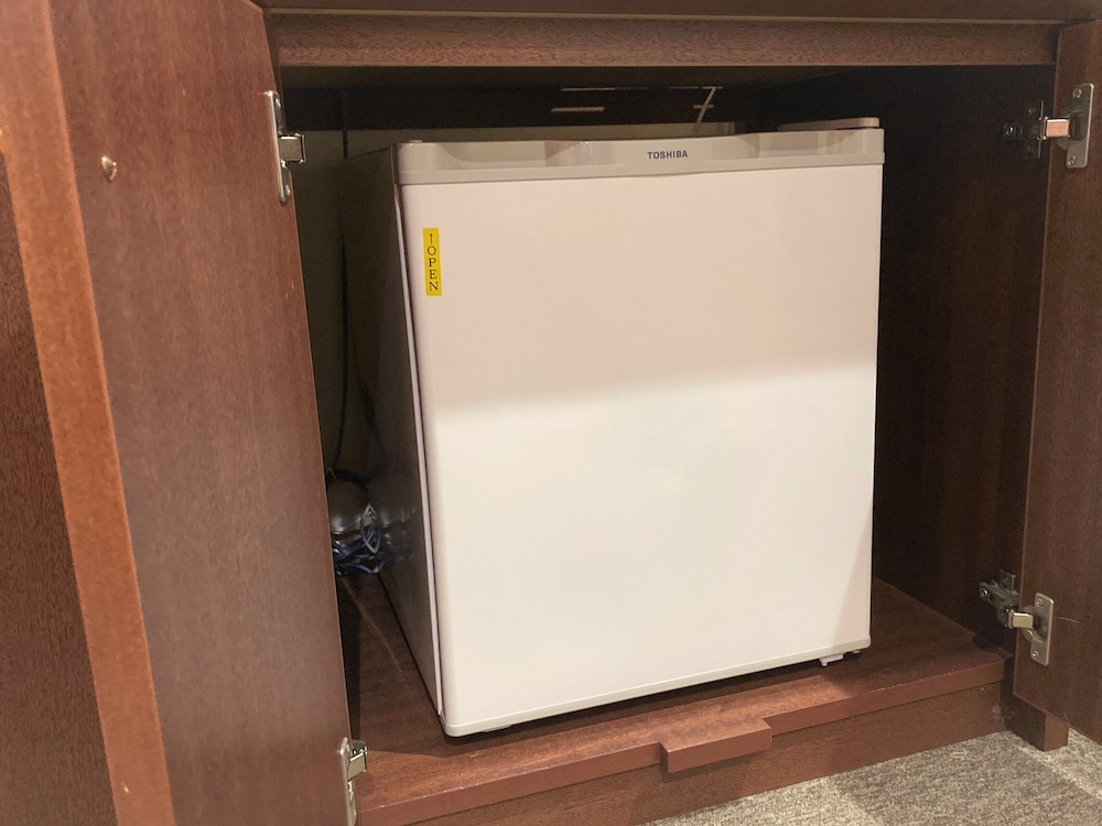 スタンダード　セミダブルルーム　禁煙 小型冷蔵庫1 | ホテル1-2-3小倉