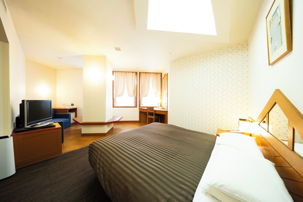 モデレート ダブルルーム 喫煙 32平米 客室1 | ホテルクリオコート博多