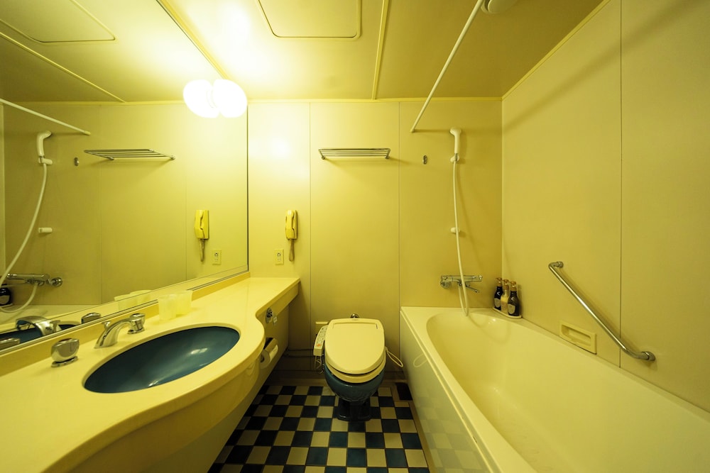 ツインルーム 禁煙 バスルーム1 | ホテルクリオコート博多