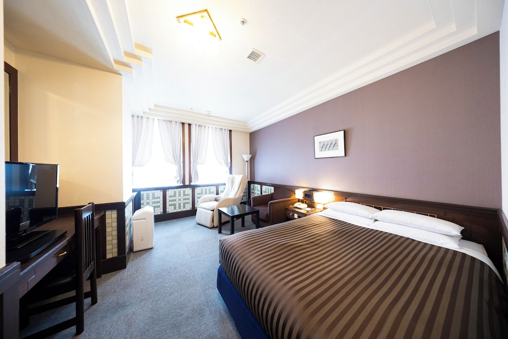 リクライニング ダブルルーム 喫煙 22平米 | ホテルクリオコート博多