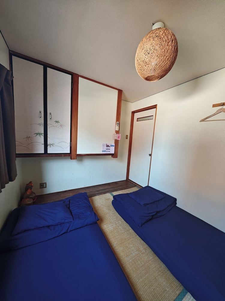 ツインルーム 客室4 | ぴーすはうす桜