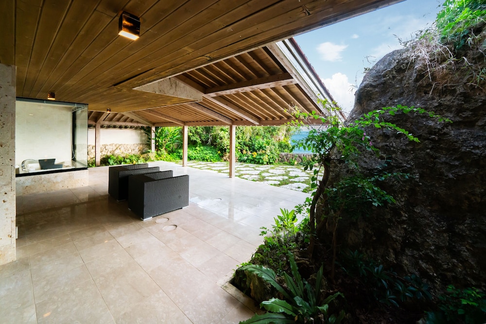 湛水の間 テラス / パティオ2 | 百名伽藍