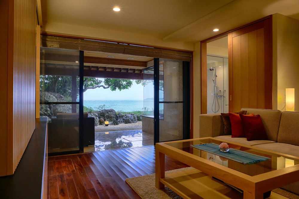 エグゼクティブ スイート オーシャンビュー バルコニーからの眺望0 | 百名伽藍