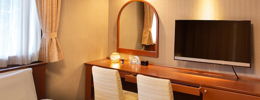 洋室 [優] ツインベッド・内風呂付き 禁煙 客室2 | 吉祥やまなか