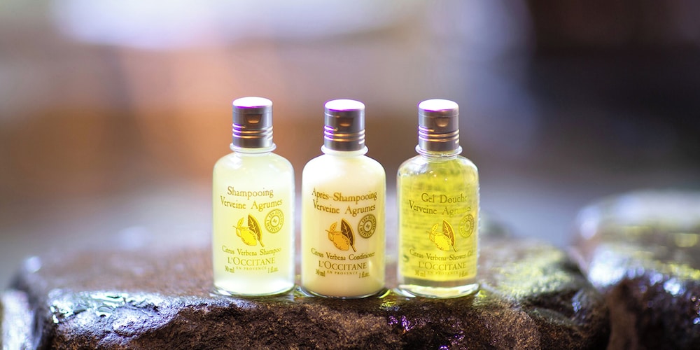 特別和室 [華] リバービュー・展望風呂 (温泉) 付き 禁煙 客室の設備とサービス0 | 吉祥やまなか