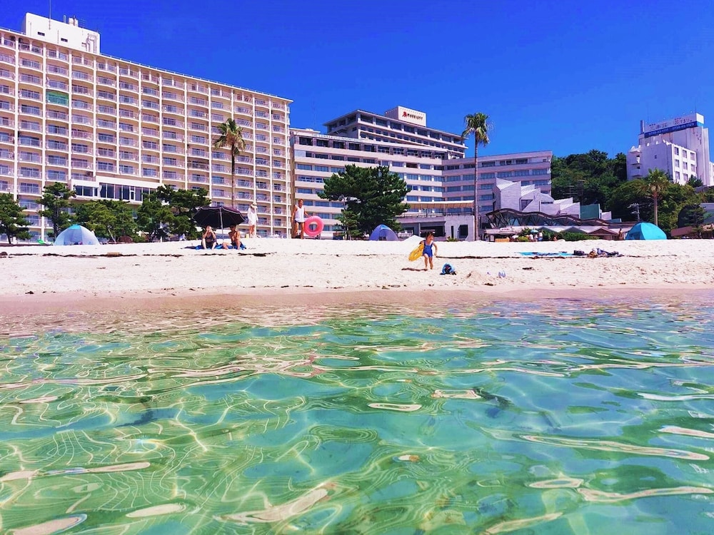 メインイメージ | ホテル三楽荘