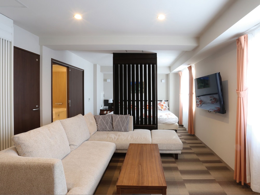 デラックス ルーム 客室5 | Hotel Naha City -Kokusai Street-