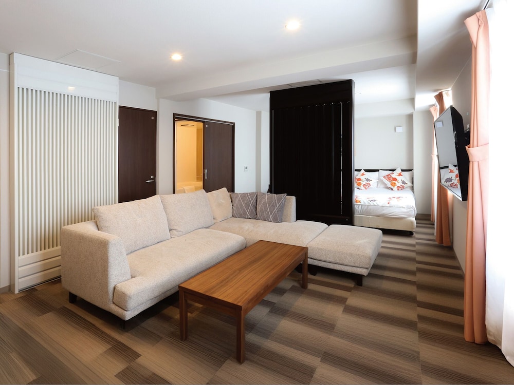 デラックス ルーム 客室7 | Hotel Naha City -Kokusai Street-