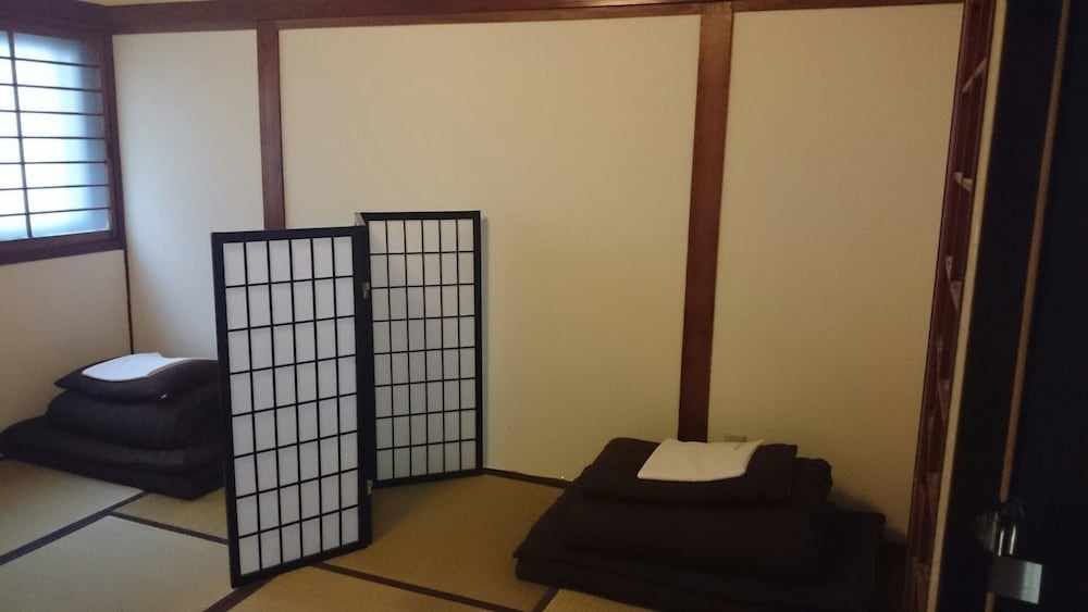 客室1 | 天満 糸や ゲストハウス 客室1 | 天満 糸や ゲストハウス